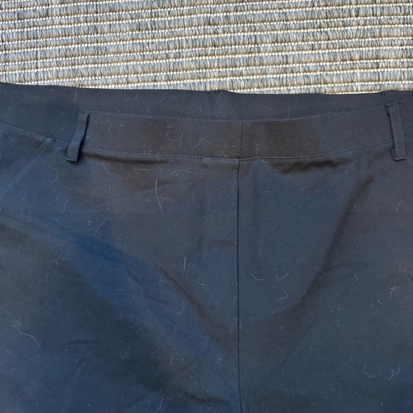 Quince Women's Black Straight Leg Pants - Picture 2 of 5